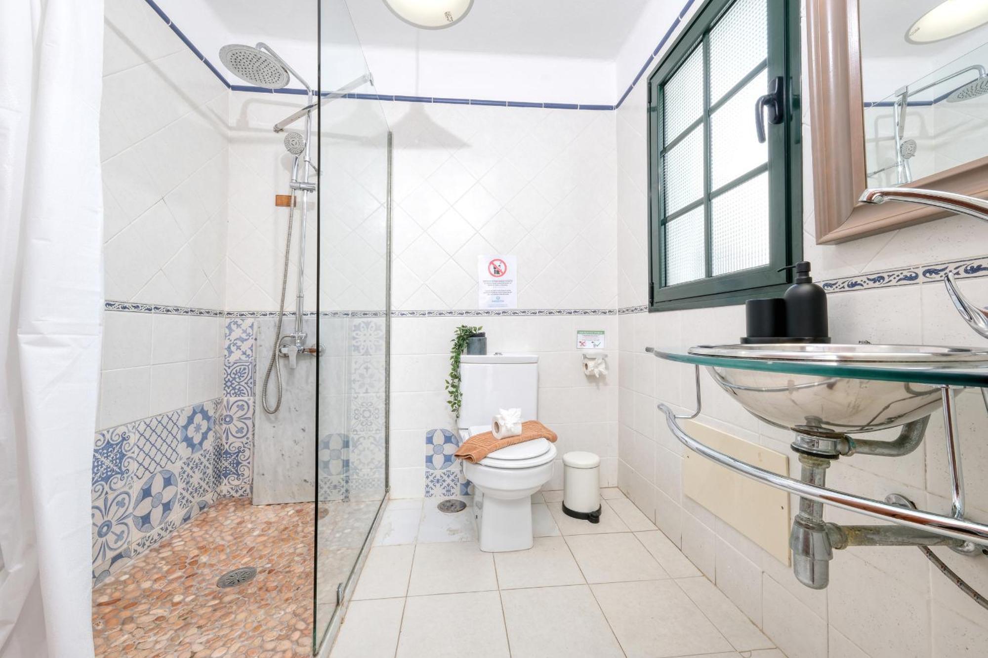 Casa Hibiscus - Shared Pool - Close To Seafront Promenade Punta Mujeres Εξωτερικό φωτογραφία